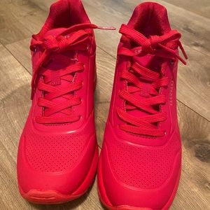 Skechers UNO high wedge sz.8